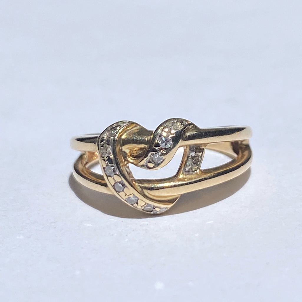 10k Yellow Gold Heart Diamond Ring